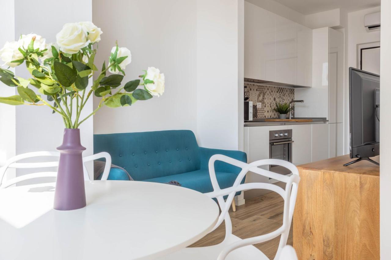 Sunlit 1 Bedroom Apt Via Pirelli Milan Exterior photo